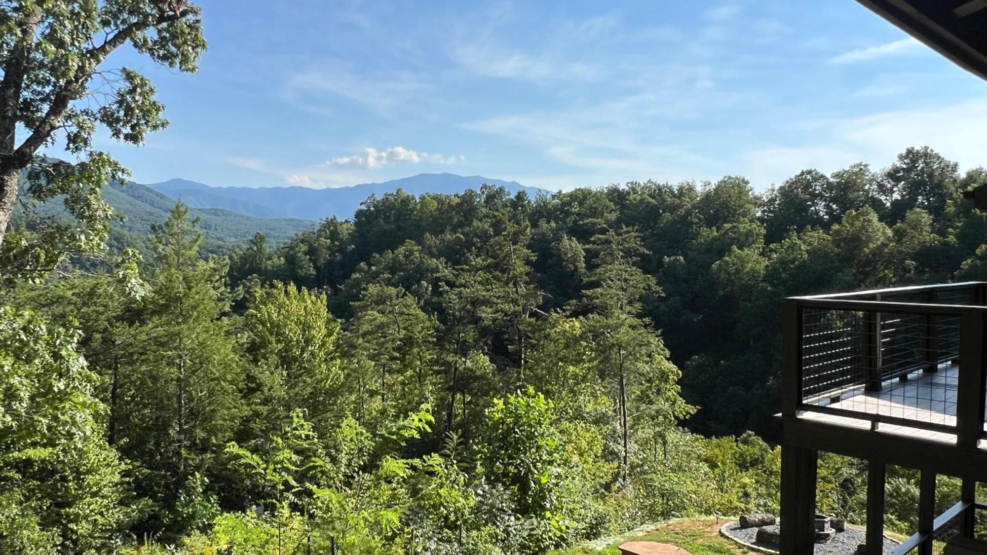 A Grand View Lodge #540 개틀린버그 외부 사진